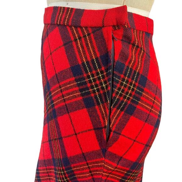 Vintage Pendleton A-Line Midi Red Tartan Plaid Wool 70s 60s Skirt Size Small - Picture 4 of 6